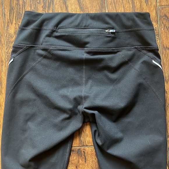 Athleta Relay tights, size XS - Picture 7 of 9